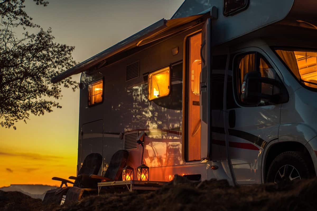 scenic-rv-camping-spot-during-sunset