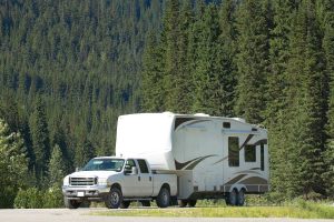Read more about the article 30+ 5th Wheel Towing Tips for Beginners