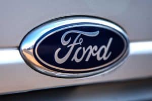 Read more about the article What’s the Ford V10 Life Expectancy?