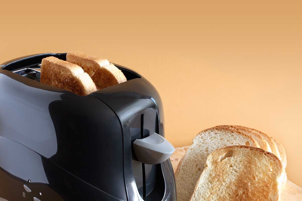 11 Best Mini Toasters for Your RV