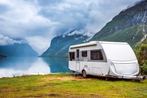 Read more about the article 10 Awesome Travel Trailers Under 6,000 lbs