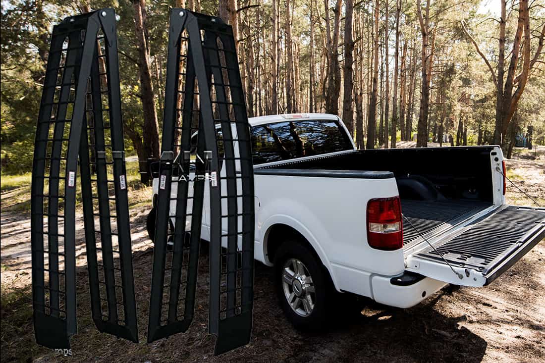 How to Choose a Pickup Truck Loading Ramp? [Inc. 10 Examples]