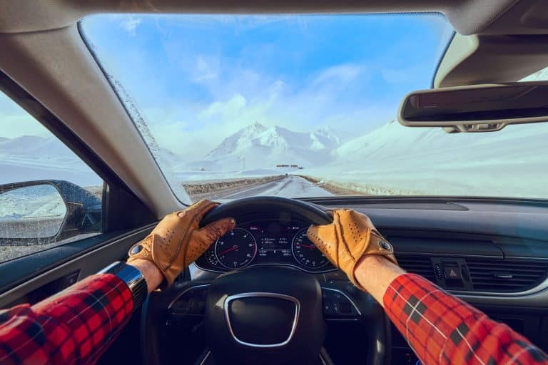 Driving Gloves: Here's Why You May Need A Pair [Inc. Recommendations]
