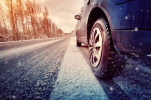 Read more about the article How to Drive on Ice (Tips That Could Save Your Life)