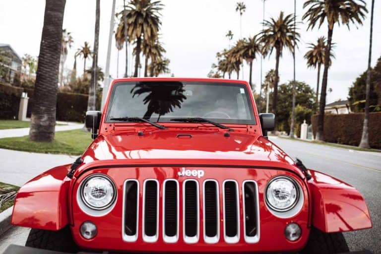 A Jeep Wrangler Sahara 2019 edition parked on Beverly Drive in Los Angeles, Jeep Wrangler Water Leak When It Rains - What To Do?