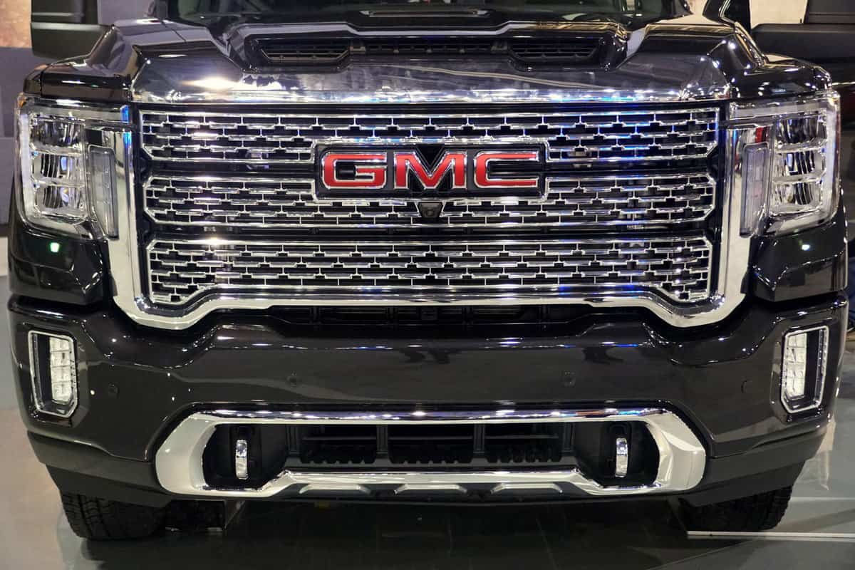A huge grill of a GMC Sierra truck, GMC Sierra Not Blowing Cold Air - What Could Be Wrong?