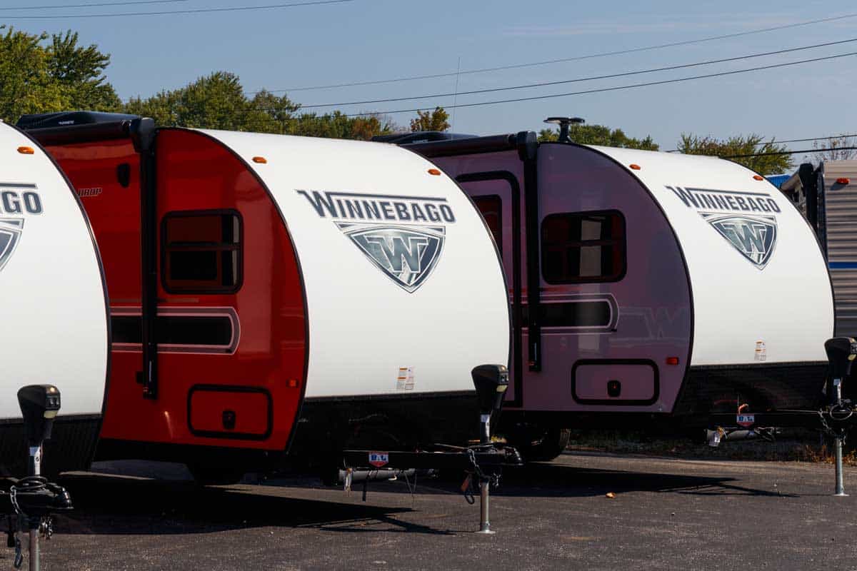 Winnebago recreational vehicles at a dealership, 15 Best Travel Trailers Under 4,000 Pounds
