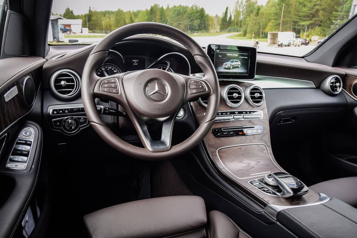 Photo of high-quality interior of Mercedes-Benz GLC 350 e Plug-In Hybrid, What SUVs Have Heated And Cooled Seats?