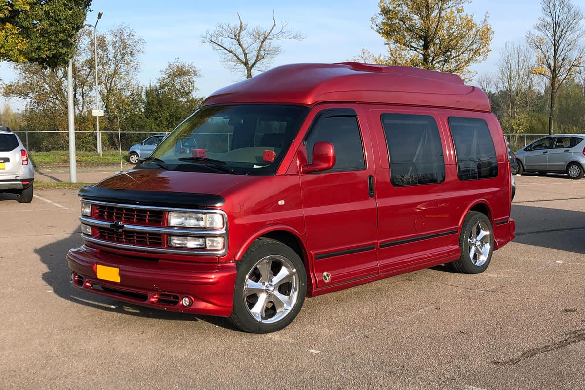 Chevy Express Van cool red glossy paint very shiny