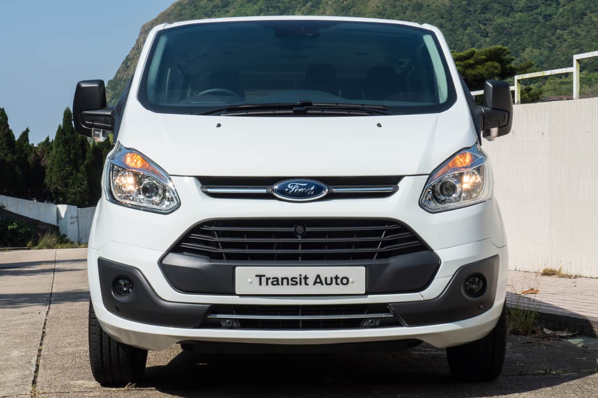 Ford Transit Auto front angle