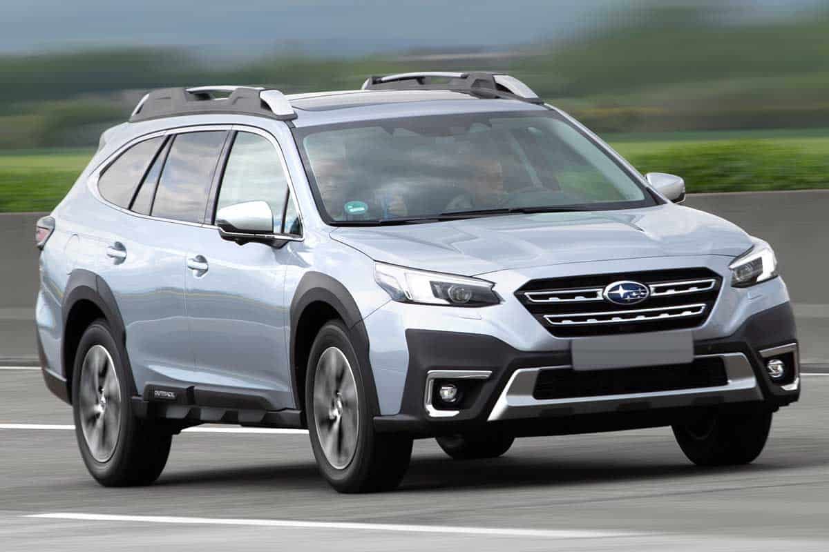 Subaru Outback Legacy fifth generation on a highway, Does Subaru Outback Have 4 Wheel Drive?
