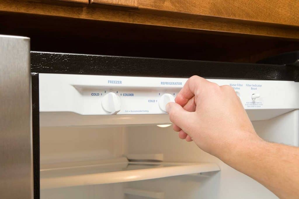 Adjusting new refrigerator thermostat control knob