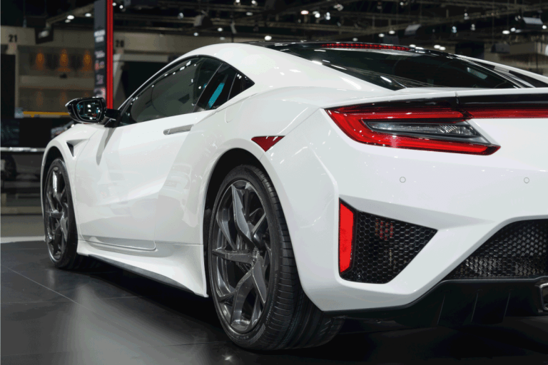 white acura NSX image from behind at a car show. Does The Acura NSX Have Backseats