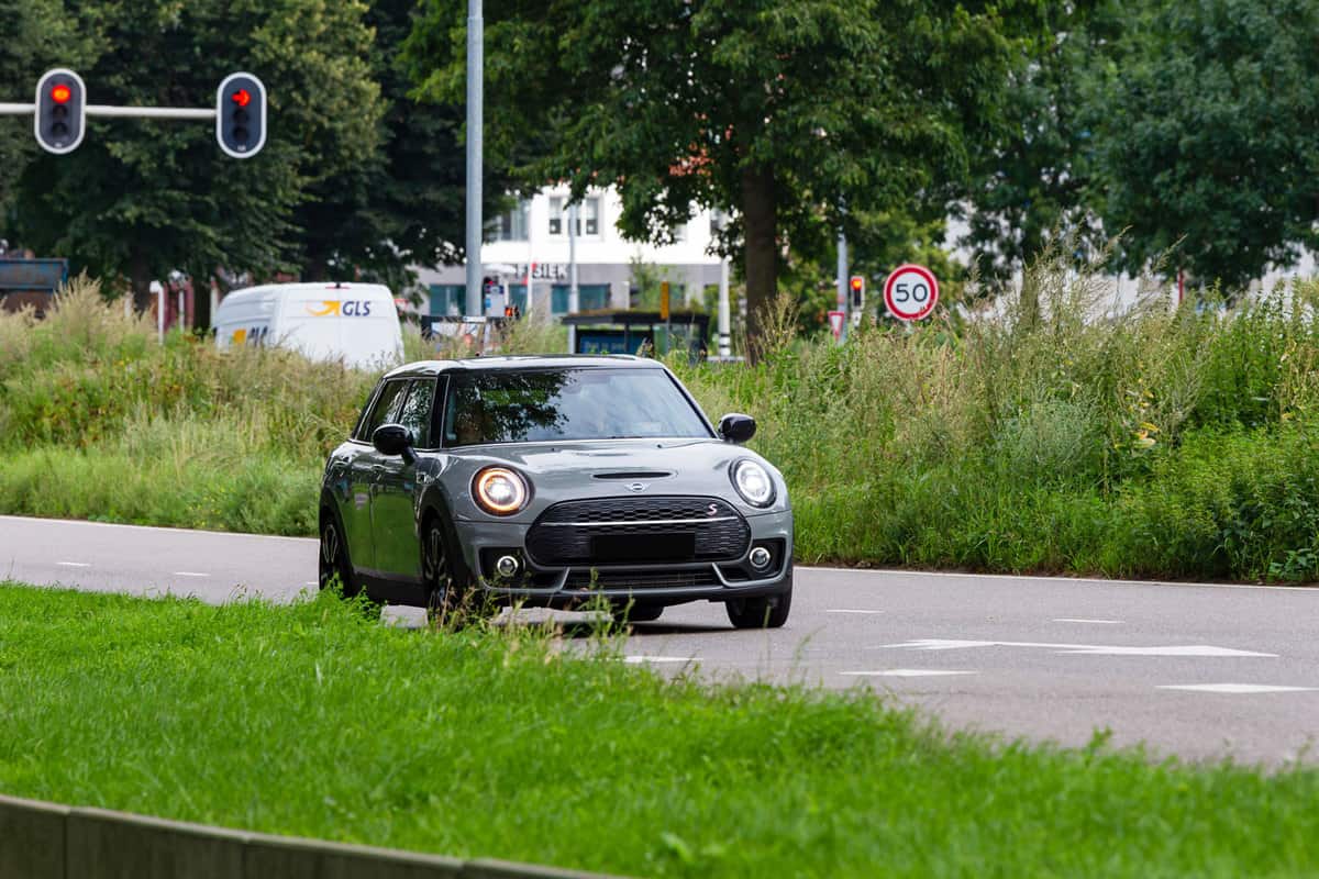 A Mini Clubman moving on a small stretch of road, Is The Mini Clubman A 4X4?