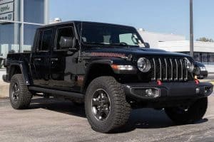 Read more about the article Can You Fit 3 Car Seats In A Jeep Gladiator? [What You Need To Know!]