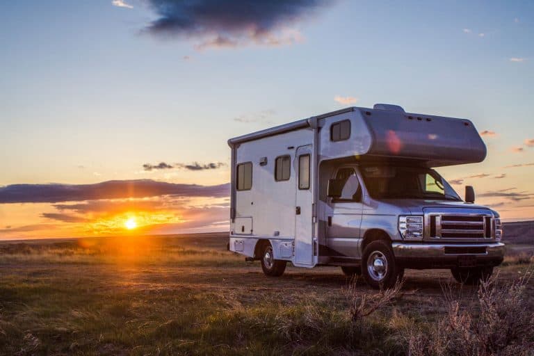 Motor home and sunset during springtime, How To Clean Bugs Off Front Of RV? [Plus 5 of the Best Bug Cleaners]