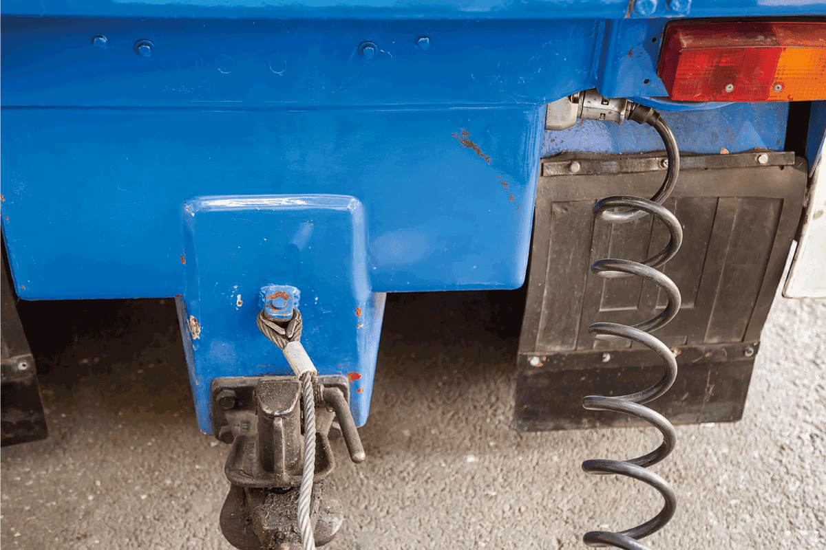 trailer connection for towing with wire connection and backup tow cable. Can You Flat Tow A Ford Maverick
