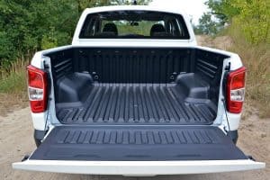 Read more about the article How Much Does A Truck Bed Typically Weigh?