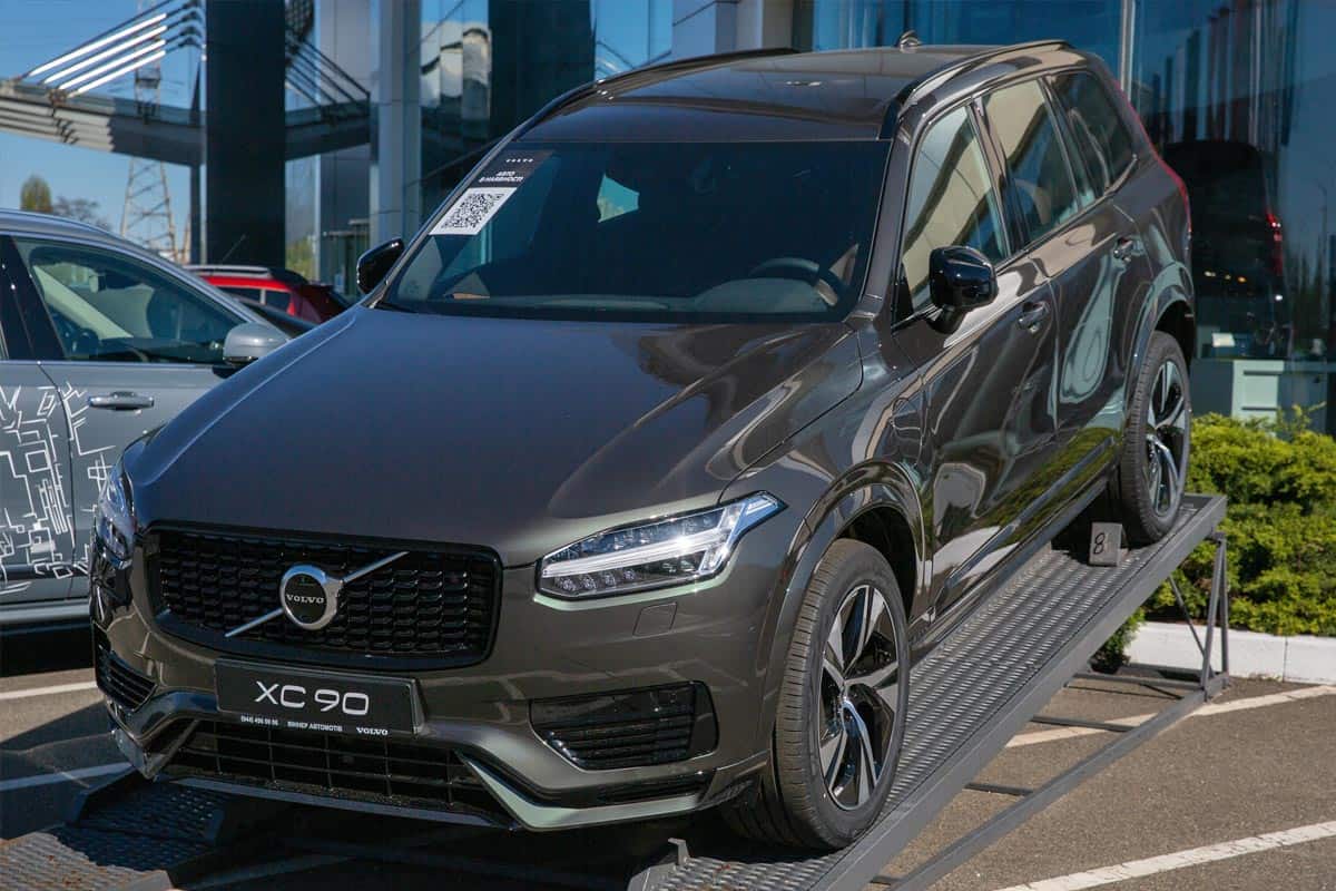 Volvo XC90 cars on display of dealership company, Can You Flat Tow a Volvo XC90?