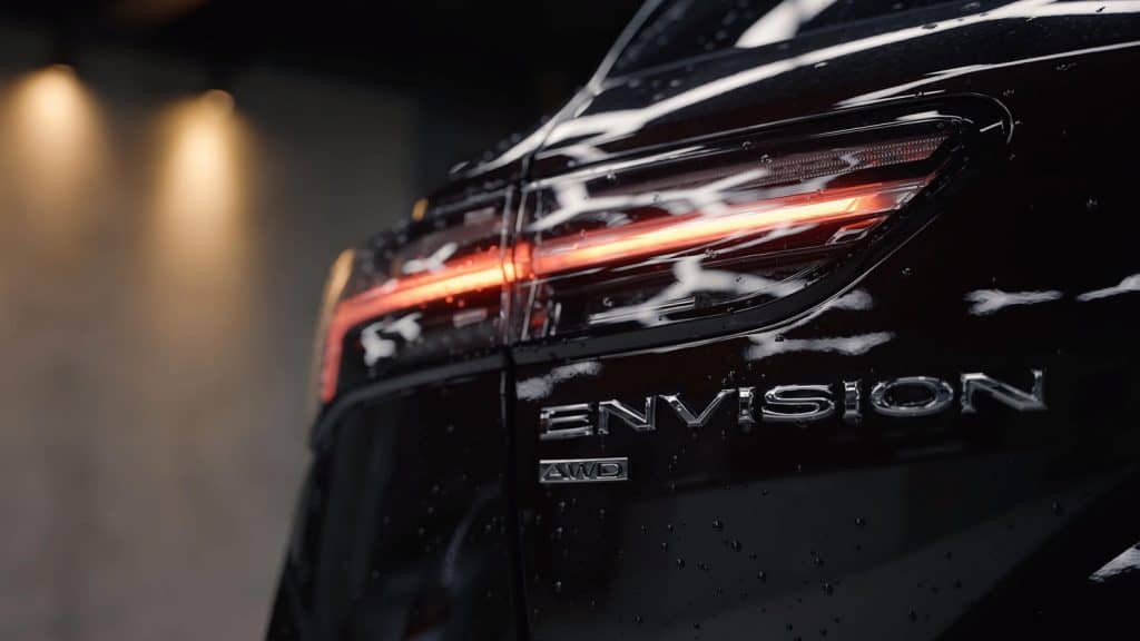 Buick Envision Avenir - Luxurious Car Exterior 