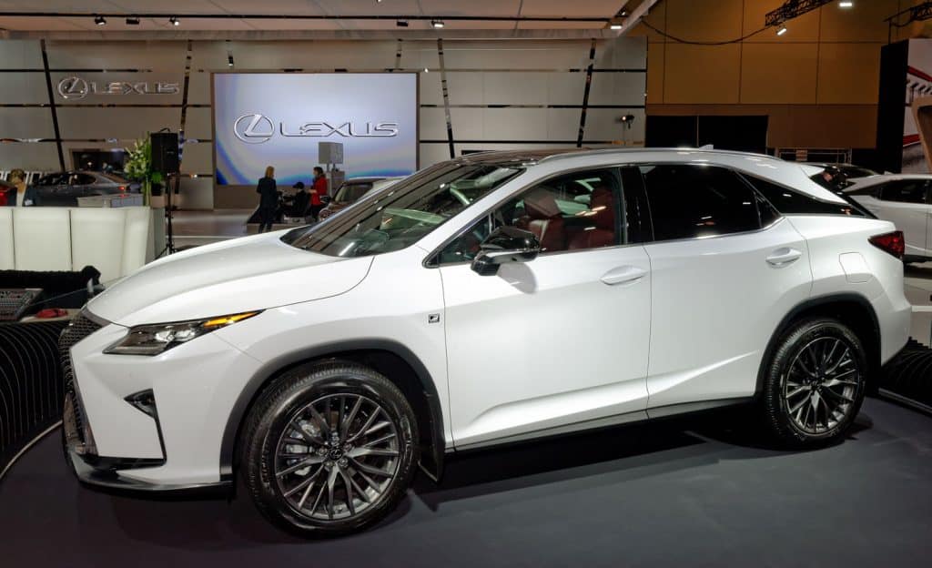 the new Lexus RX 350 F Sport comes with new dramatic design