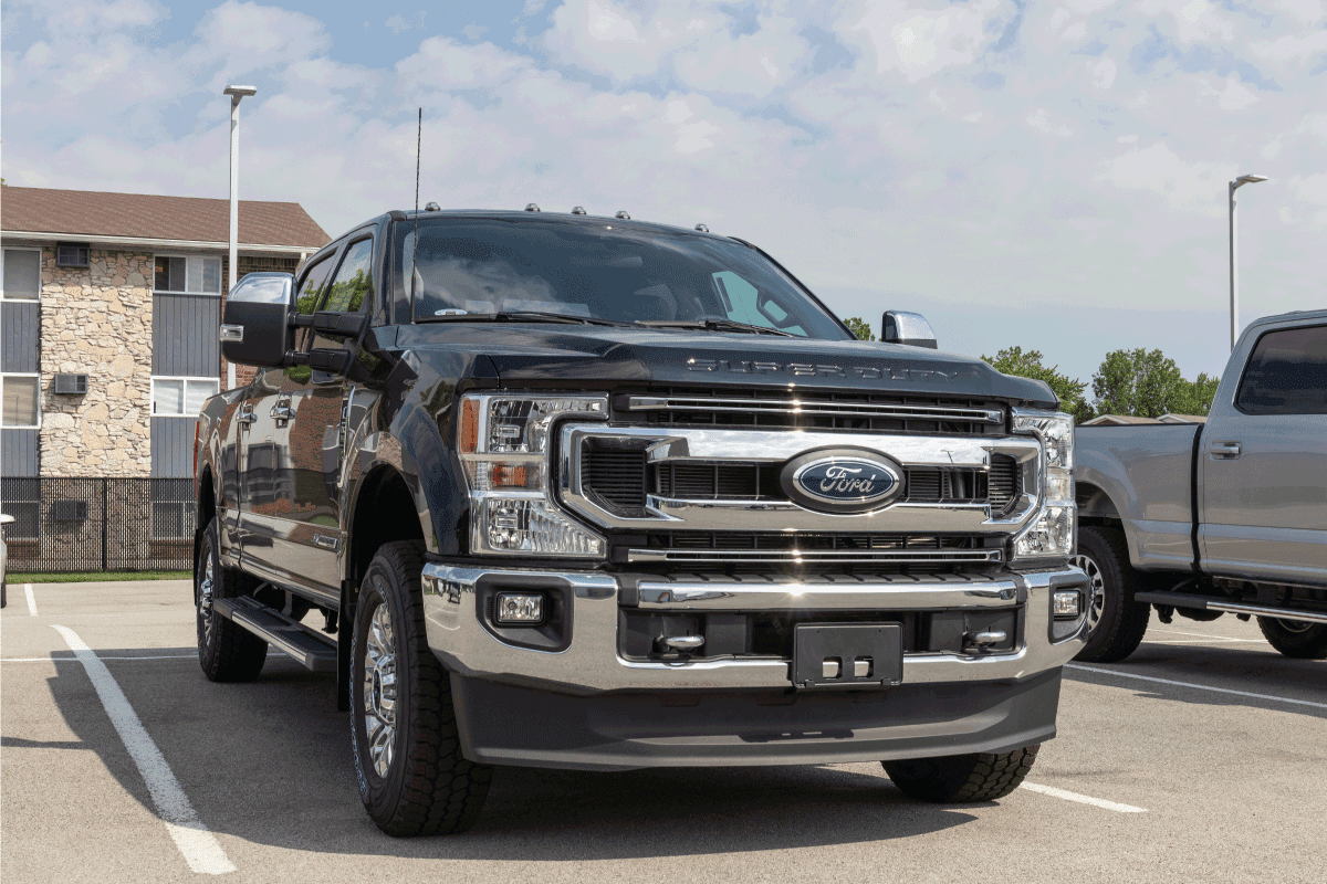 Ford F250 Super Duty display at a dealership. The Ford F-250 is available in XL, and XLT models. How Much Can A Ford F-250 Diesel Tow