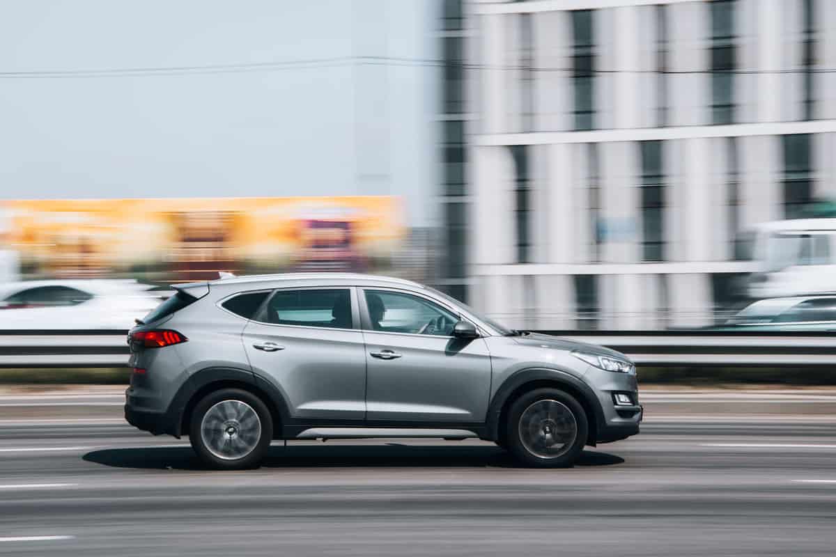 A Hyundai Tucson photographed on the highway, Hyundai Tucson SEL Vs Limited: What's The Difference?