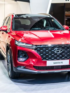 A red color Hyundai Santa Fe at a car show, Hyundai Santa Fe SEL Vs Limited: What's The Difference?