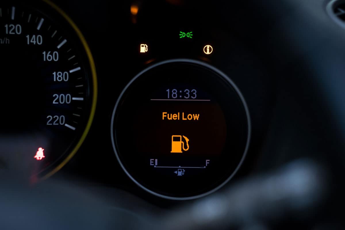 close-empty-petrol-gasoline-gauge-dash