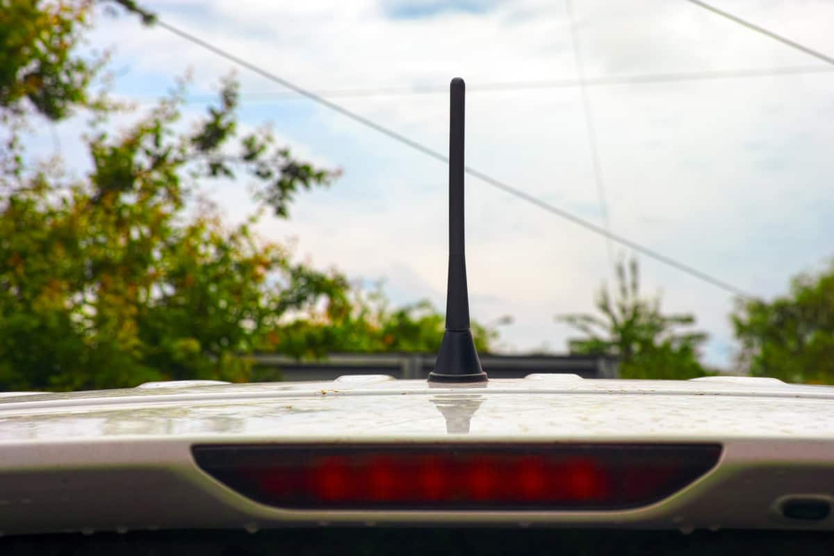 An antenna on top of a car. Close-up