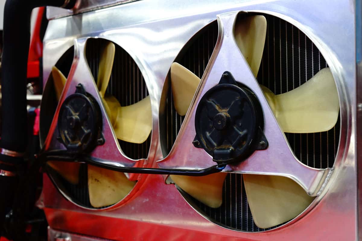 Car engine cooling system fan