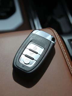 Remote car key car interior, How To Test Keyless Entry Remote