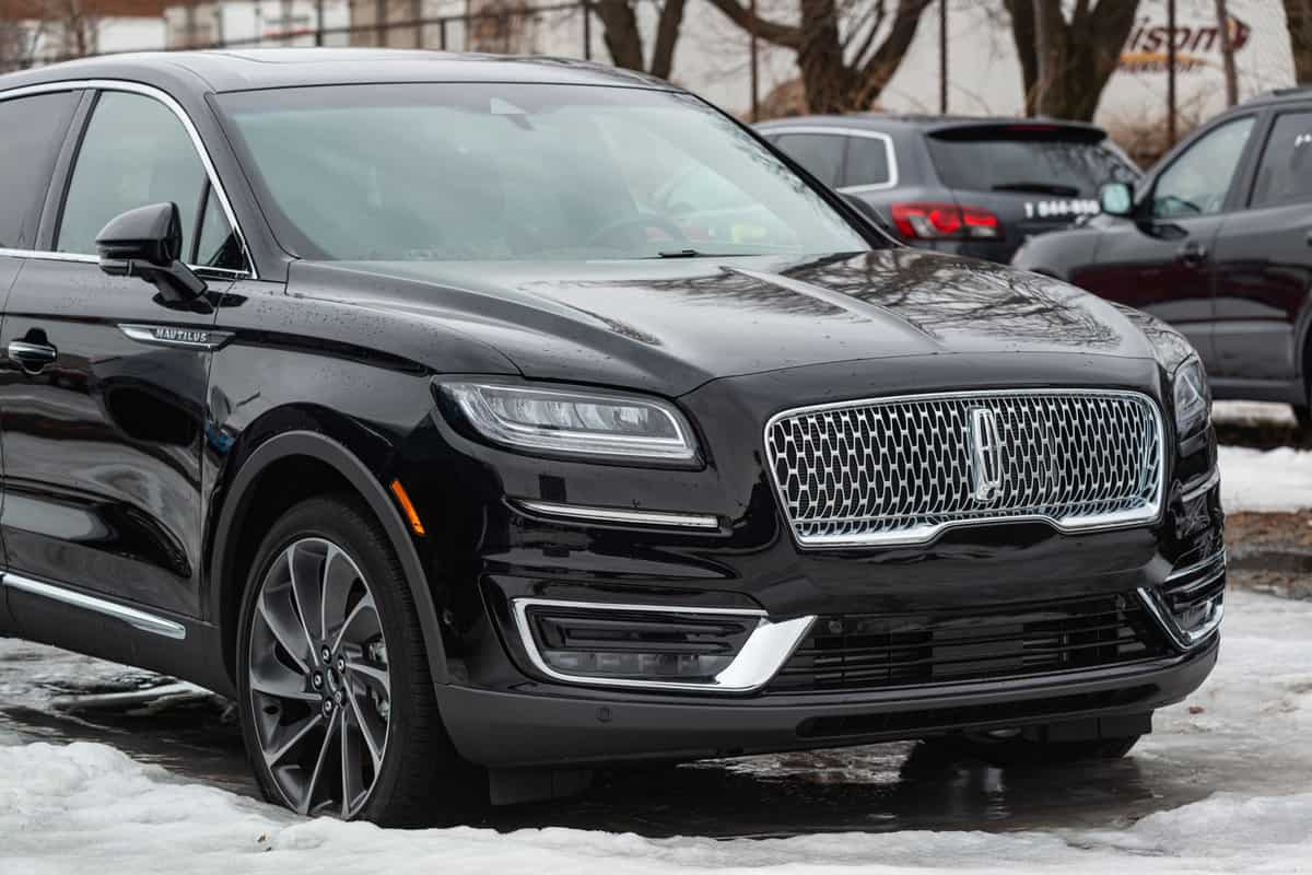 Black Lincoln Nautilus on a snowy parking lot
