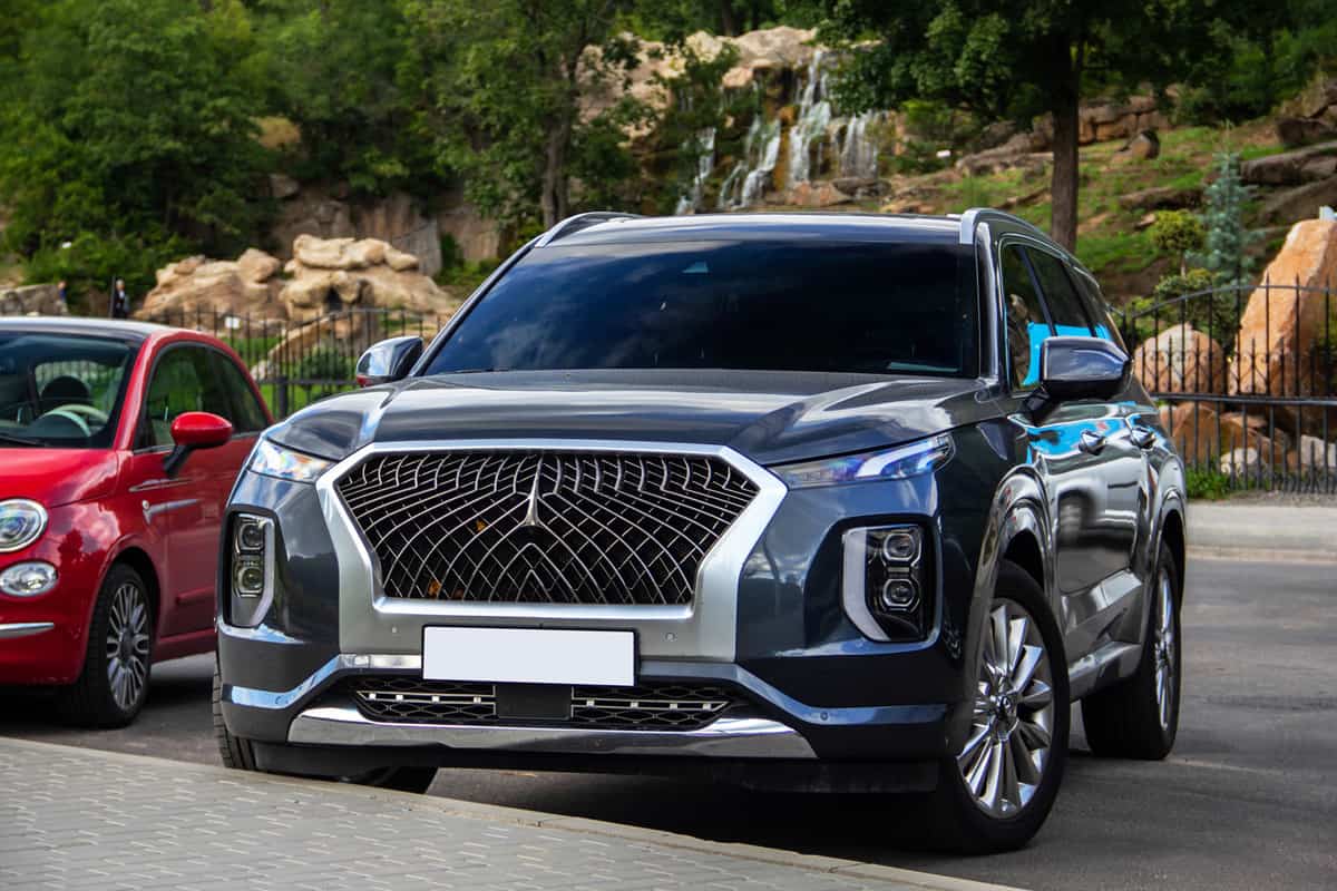 New Hyundai Palisade SUV parked in the parking lot