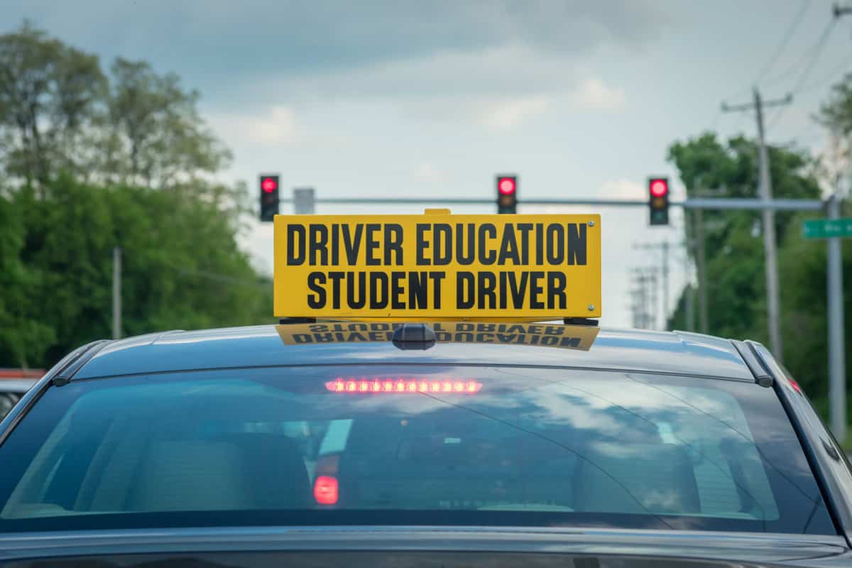 Student driver vehicle
