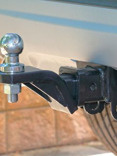 gooseneck ball in a truck, How To Remove Gooseneck Ball And Hitch From Truck?