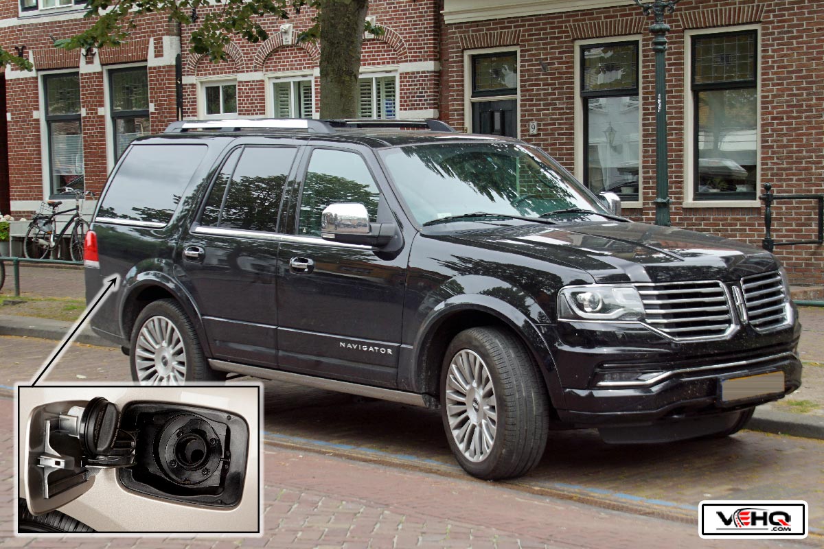 Black Lincoln Navigator parked by the side of the road, How Big Is The Gas Tank On A Lincoln Navigator?