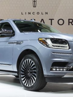 A Lincoln Navigator display at New York International Auto Show, Is The Lincoln Navigator AWD?