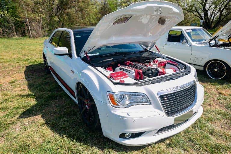 A front and side view of an immaculate Chrysler 300 with a 6.4 litre hemi engine, What's The Best Oil For A 6.4 Hemi?