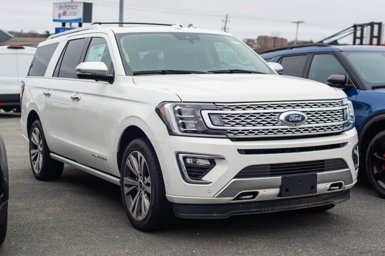 New model Ford Expedition seven passenger suv at a dealership., Running Boards Not Working On Ford Expedition - Why And What To Do?