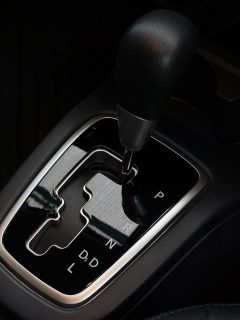 Automatic car gear stick with P R N D system, Transmission Makes Noise When Put In Park - Why And What To Do?