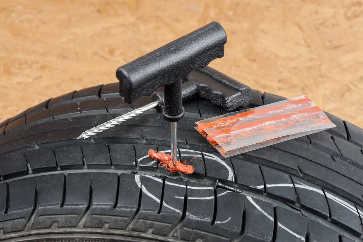 Flat car tire repair kit, Tire plug repair kit for tubeless tires.