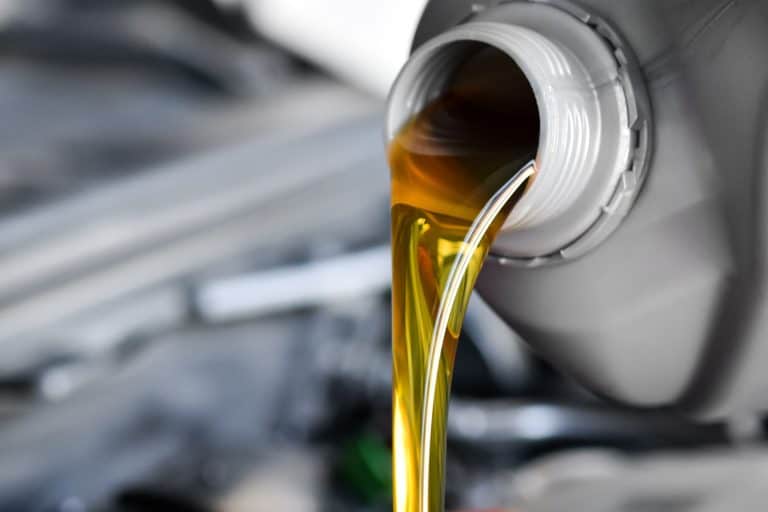 Motor oil, car engine close up - What Is The Best Oil For A Ram 2500 Diesel