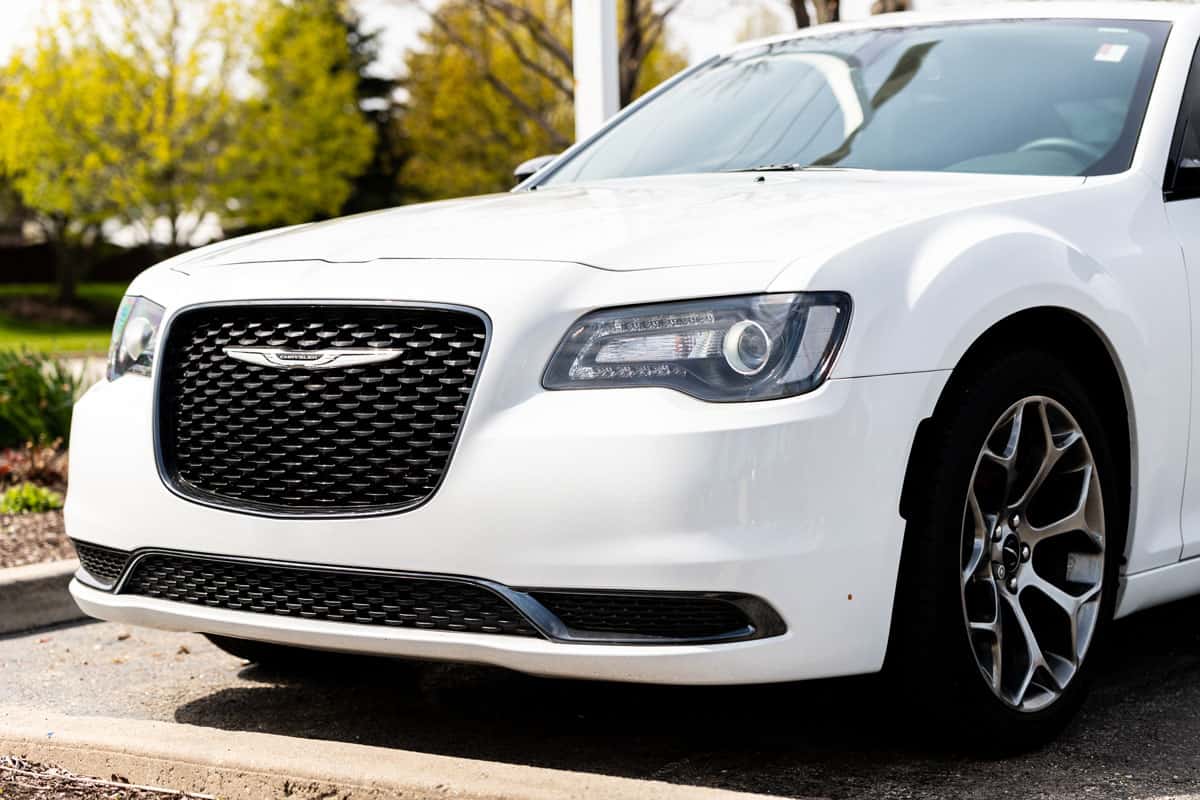 The front end of a white 2018 Chrysler