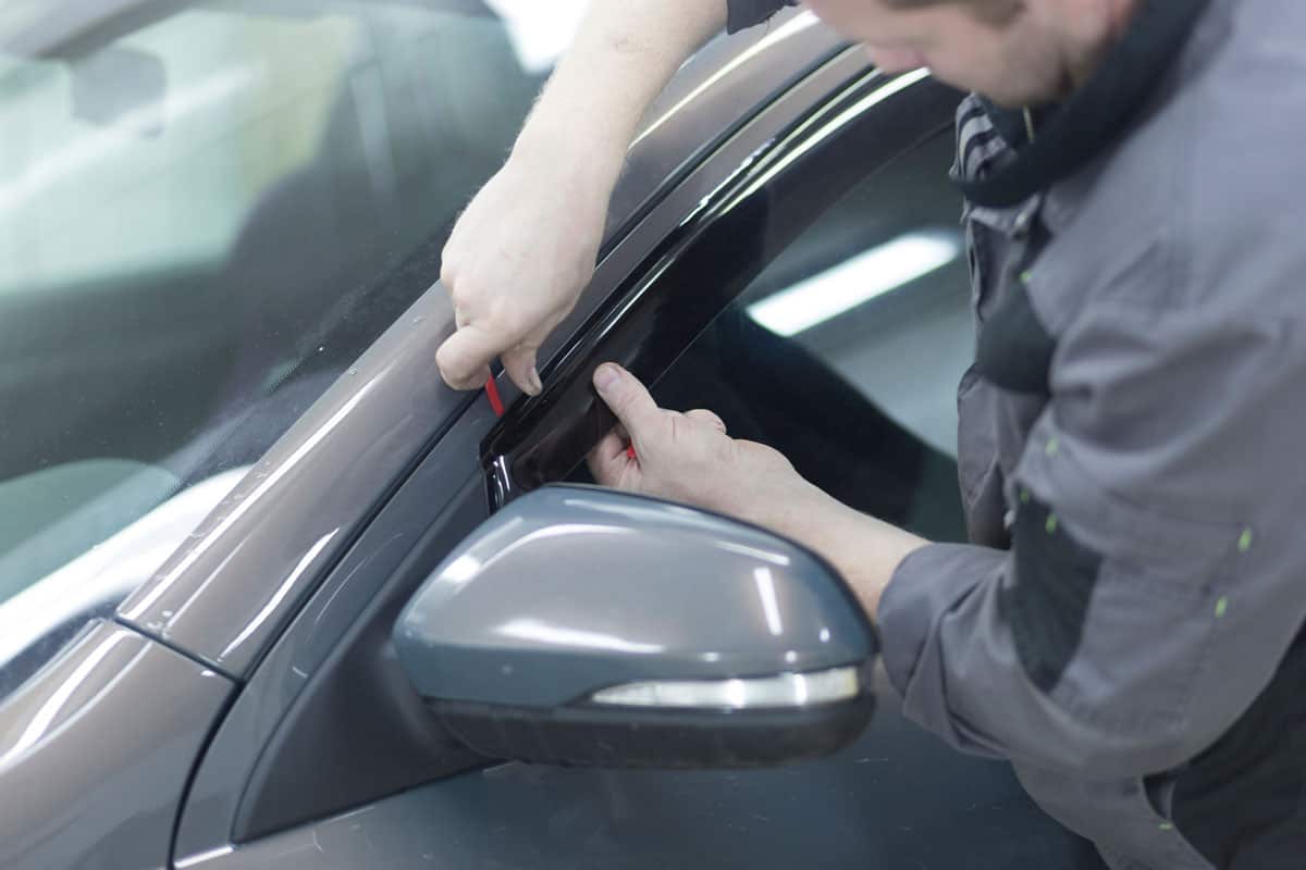 deflectors-side-windows-car-accessory-additional install