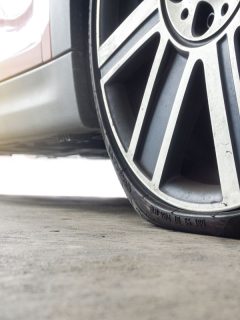 Run flat tires While there is air tire pressure lose in driving on street, Can You Flat Tow A Front-Wheel-Drive Car?