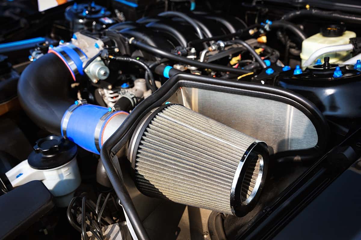 Air intake assembly of a car engine
