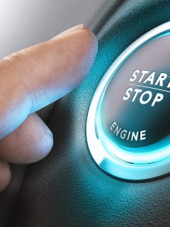 Car start stop system with finger pressing the button, Why Is My Start/Stop Light Flashing?