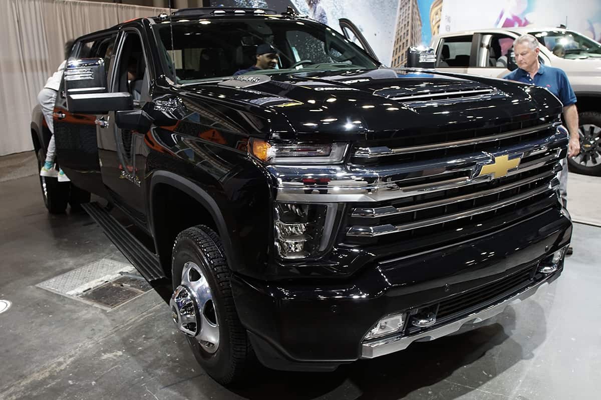 Chevrolet Silverado HD High Country DRW at the New York Auto Show