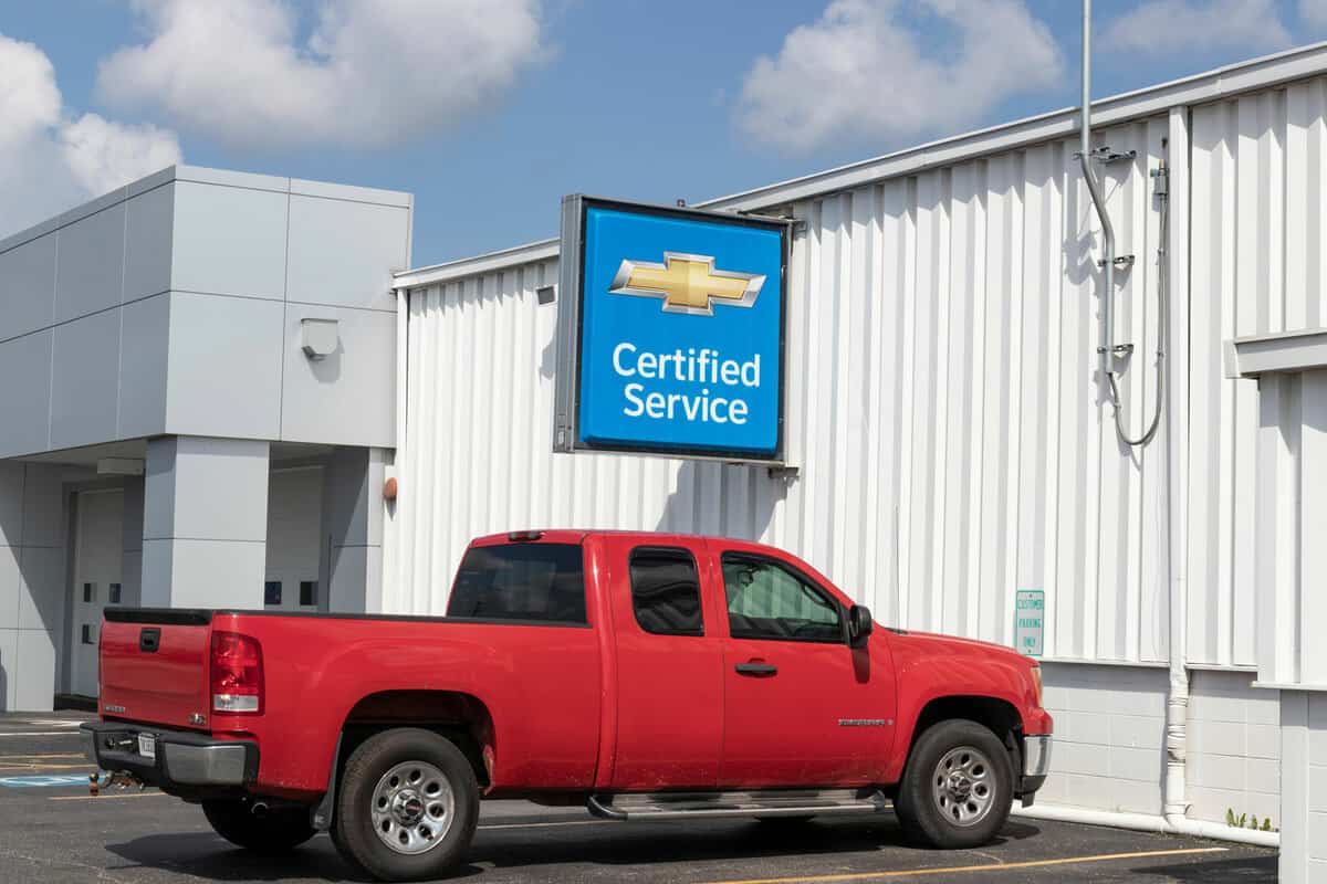  Chevrolet car and SUV Dealership Certified Service. Chevy is a Division of General Motors and makes the Silverado, Traverse and Equinox.
